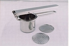potato masher with wire handle